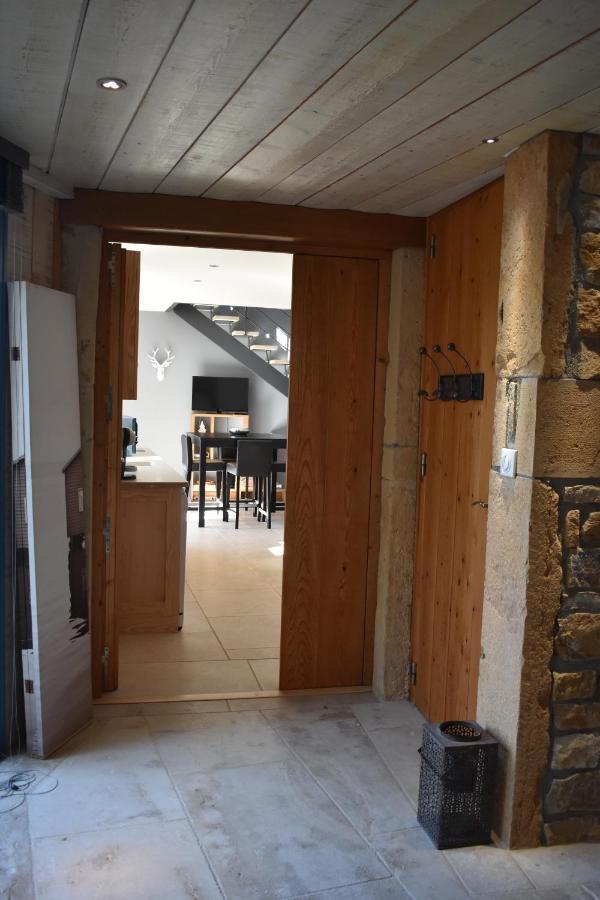 Gite Stone & Spa Chasselay Exteriör bild